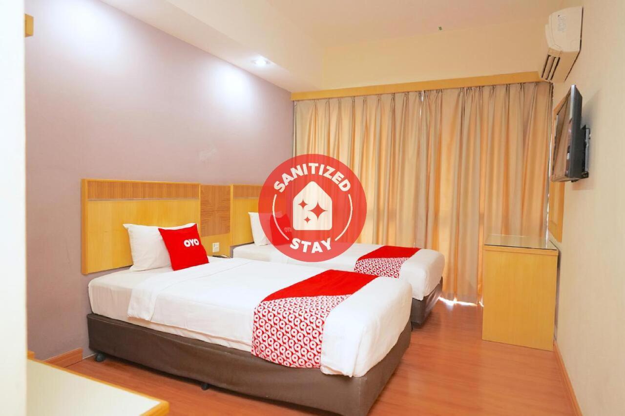 Oyo 89866 Houz Inn Bintulu Exterior photo